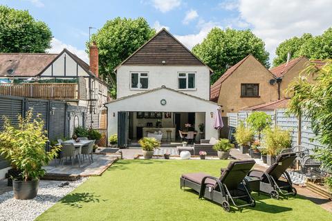 56 Colston Avenue, Carshalton, SM5 2NU