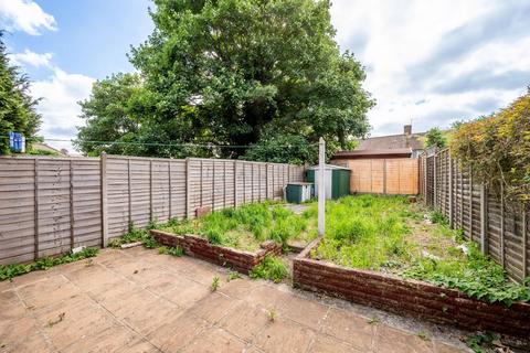 3 bedroom terraced house for sale, Charlton Park Lane, Charlton, London, SE7