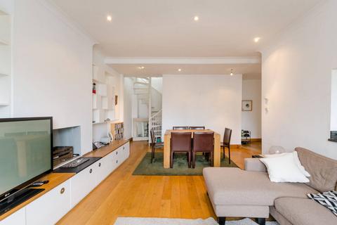 2 bedroom flat to rent, Thurlow Road, Hampstead, London, NW3