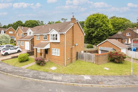 4 bedroom detached house for sale, Lime Way, Heathfield