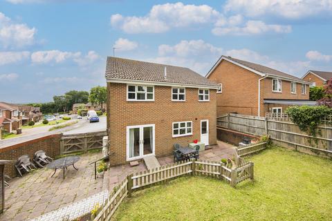 4 bedroom detached house for sale, Lime Way, Heathfield