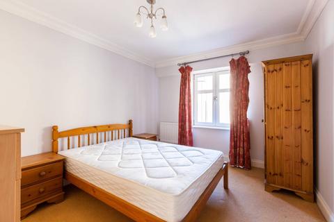 2 bedroom flat to rent, Swan Street, Borough, London, SE1