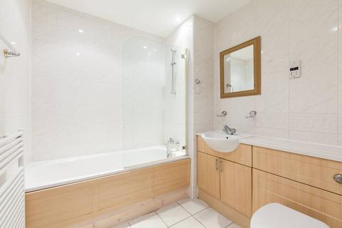 2 bedroom flat to rent, Swan Street, Borough, London, SE1