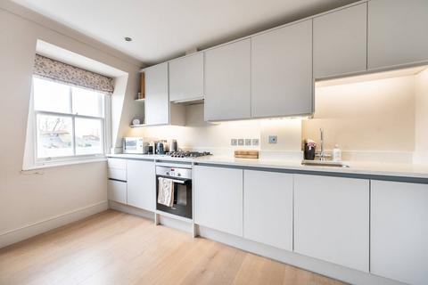 2 bedroom flat to rent, Aldridge Road Villas, Notting Hill, London, W11