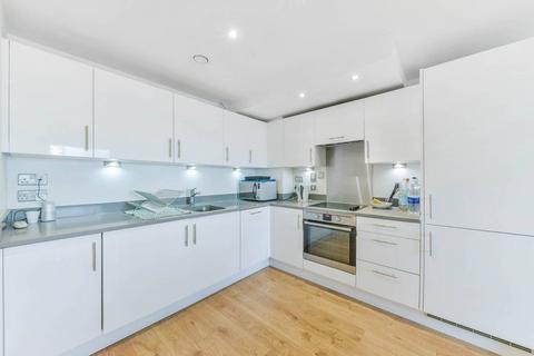 2 bedroom flat for sale, Tyne Street, Aldgate, London, E1