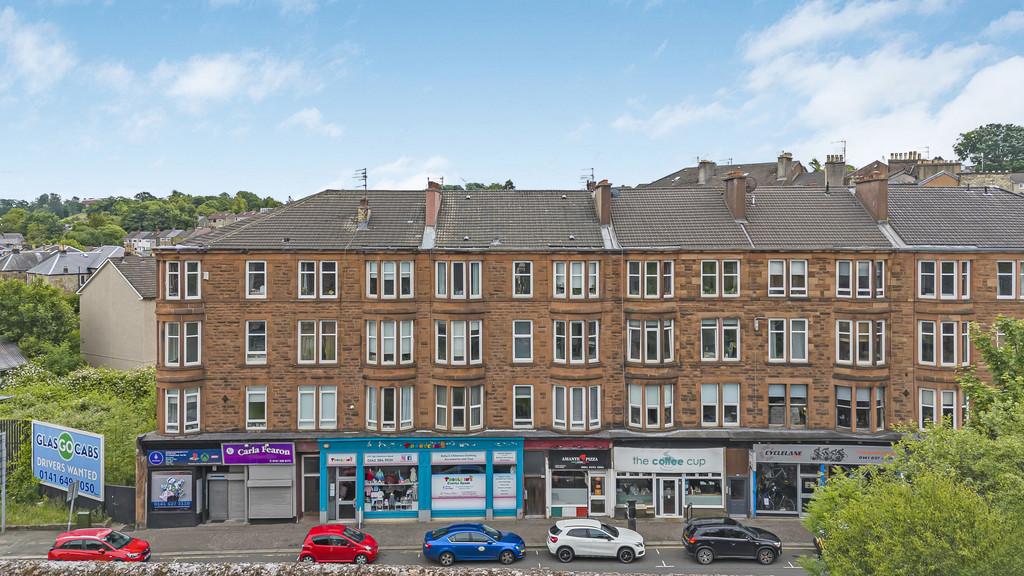 Clarkston Road, Glasgow G44 2 bed flat for sale £139,000