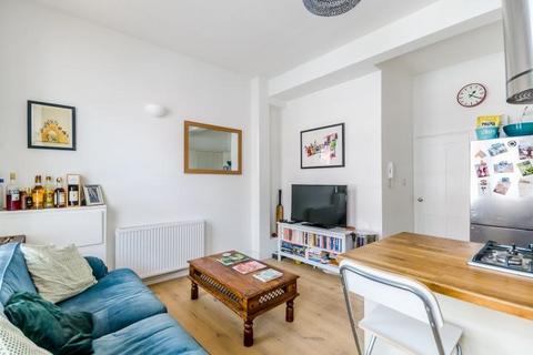 1 bedroom apartment for sale, 6A Bedford Hill, London, SW12 9RG