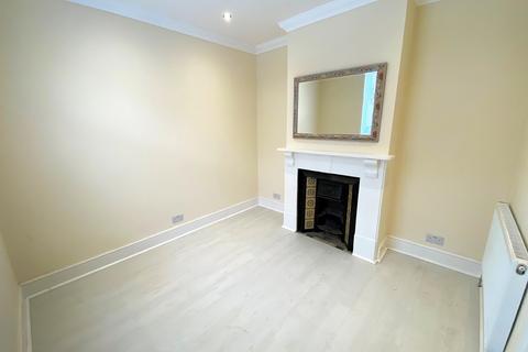 2 bedroom terraced house for sale, Middlesex Road, Southsea