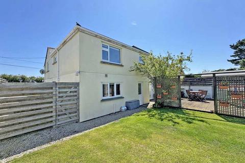 4 bedroom end of terrace house for sale, Treskerby, Redruth, Cornwall