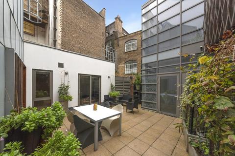 2 bedroom flat for sale, Hat Factory Apartments, 18 Hollen Street, London