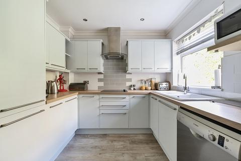 90 Ambleside Road, Bath, BA2 2LP