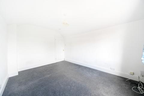 44 Swan Road, Gloucester, GL1 3BJ