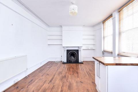 1 bedroom apartment for sale, Muswell Hill Broadway, London