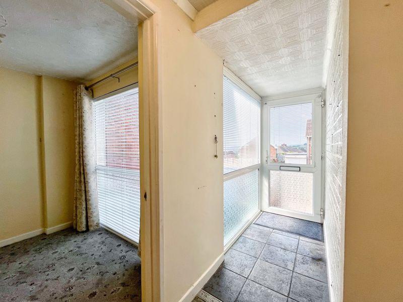 Alexander Road, Neath, SA10 8EF 3 bed semidetached house for sale £