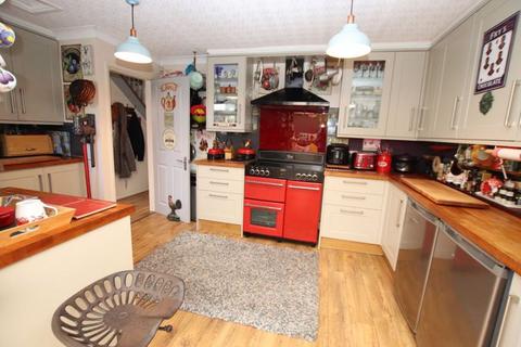 3 bedroom semi-detached house for sale, ST. NICHOLAS DRIVE, WYBERS WOOD