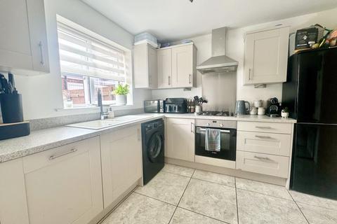 3 bedroom semi-detached house for sale, GERVASE HOLLES WAY, GRIMSBY