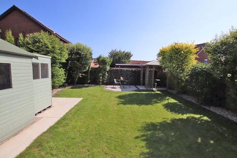 26 Albatross Drive, Grimsby, DN37 9PE