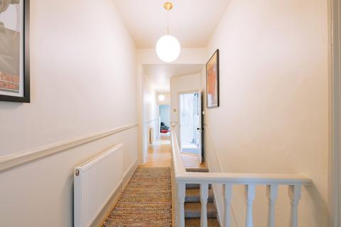 2 bedroom flat for sale, Barking Road, London, E6