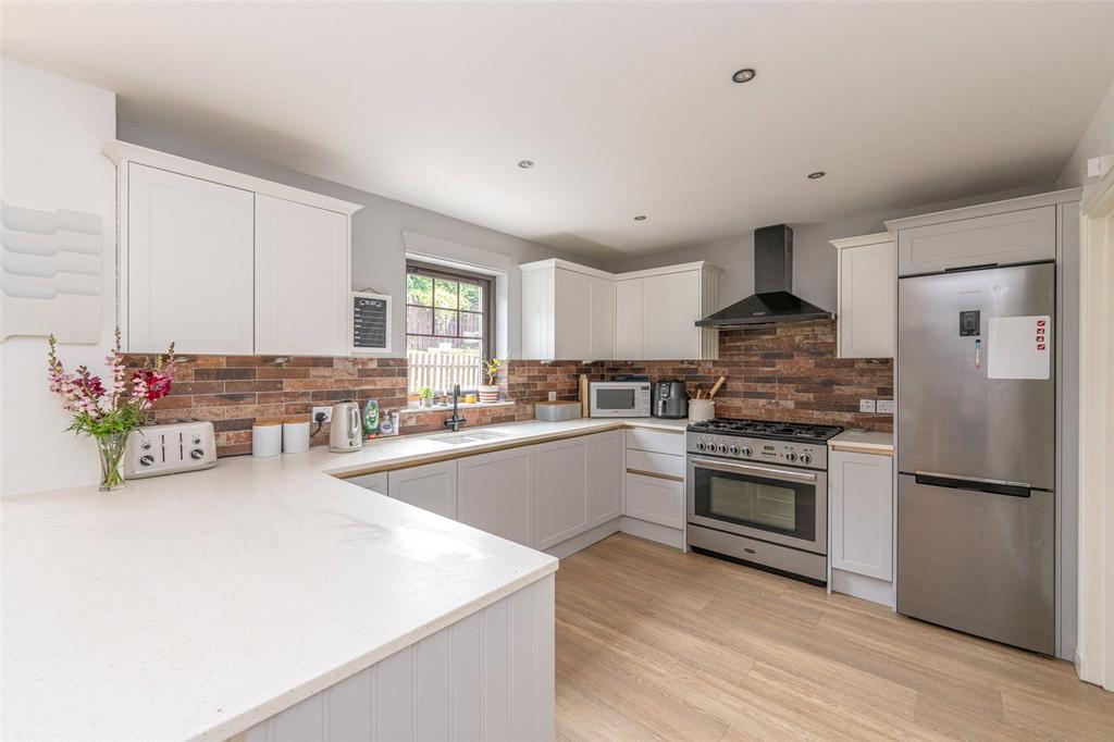 Kitchen Alt