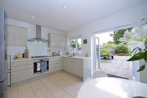 3 bedroom semi-detached house for sale, Mead Road, Cranleigh