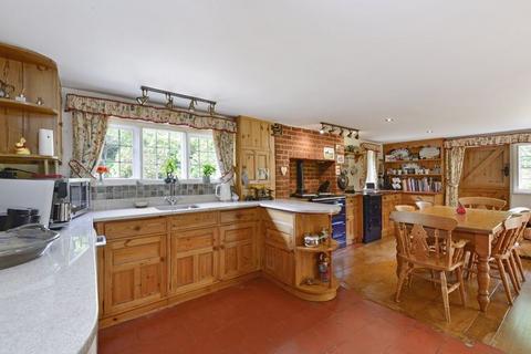 5 bedroom detached house for sale, High Street, Loxwood. RH14