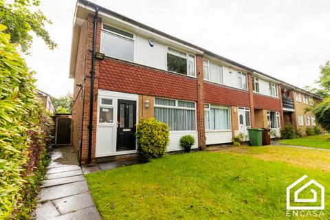 3 bedroom end of terrace house for sale, Green Hill Way, Shirley