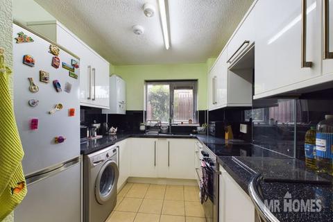 2 bedroom ground floor flat for sale, Meridian Court, North Road, Cardiff CF14 3BF