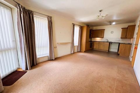 2 bedroom apartment for sale, Knaves Court, High Street, Brownhills, WS8 6DJ