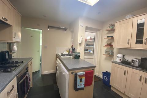 2 bedroom terraced house to rent, Ainsworth Street, Cambridge CB1