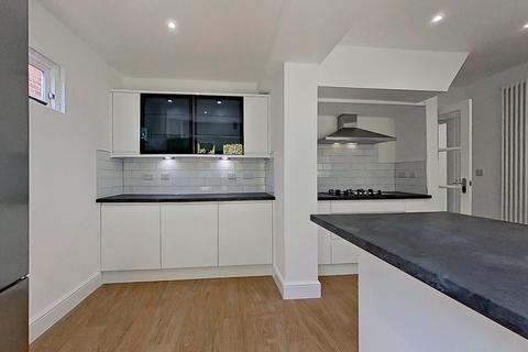 14 Hathaway Road, Sutton Coldfield, B75 5JB