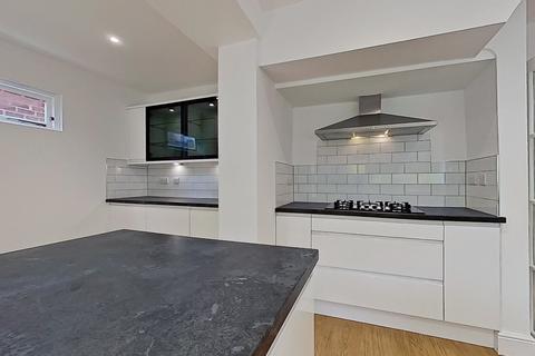 14 Hathaway Road, Sutton Coldfield, B75 5JB