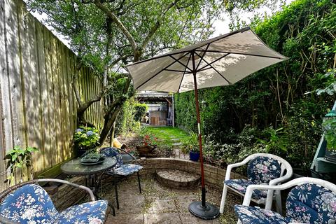 21 Seaton Road, London Colney, St Albans, AL2 1RL