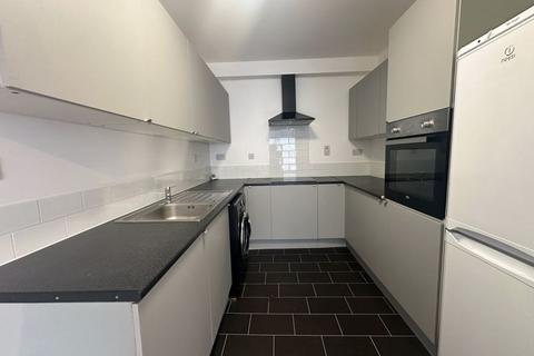 2 bedroom apartment to rent, Clarence Road, Enfield