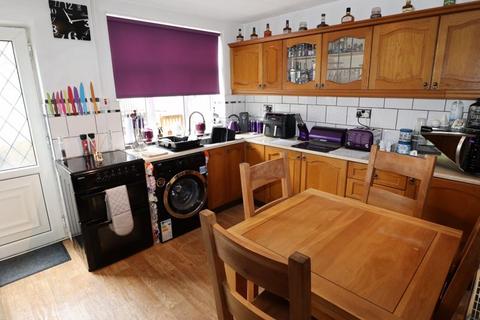 2 bedroom terraced house for sale, Newton Street, Macclesfield, Cheshire, SK11 6QZ