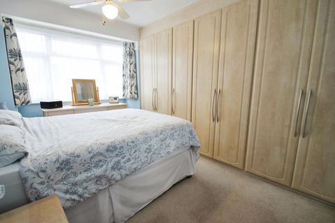 3 bedroom end of terrace house for sale, Ribblesdale Avenue, Northolt