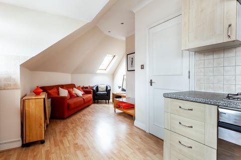 1 bedroom flat to rent, Theobalds Road, London WC1X