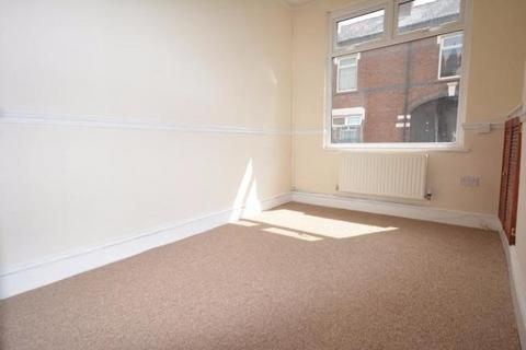 2 bedroom terraced house to rent, Rigg Street, Crewe, CW1