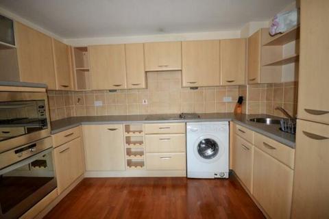 2 bedroom apartment to rent, Royal Plaza, Westfield Terrace, Sheffield