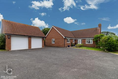 4 bedroom chalet for sale, Mount Lodge Chase, Great Totham