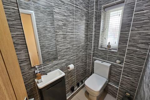 4 bedroom detached house for sale, Sandringham Close, Preston PR4