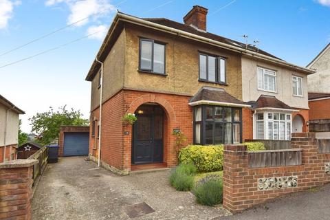 4 bedroom semi-detached house for sale, Wordsworth Road, Salisbury                                                                          *VIDEO TOUR*