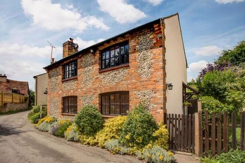 3 bedroom character property for sale, Moor Lane, High Wycombe HP13