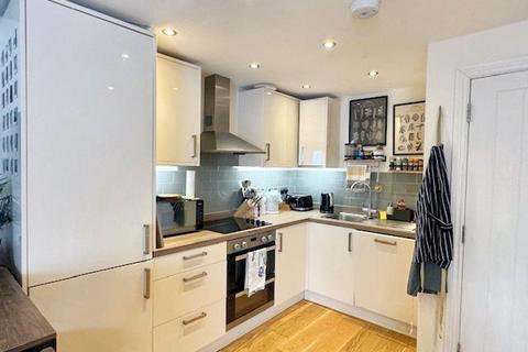 2 bedroom apartment to rent, New Street, Cheltenham GL50