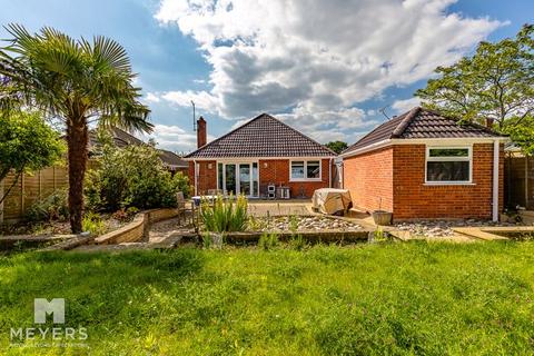 3 bedroom bungalow for sale, Plantation Road, Poole BH17