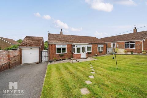 3 bedroom bungalow for sale, Old Chapel Drive, Lytchett Matravers, BH16