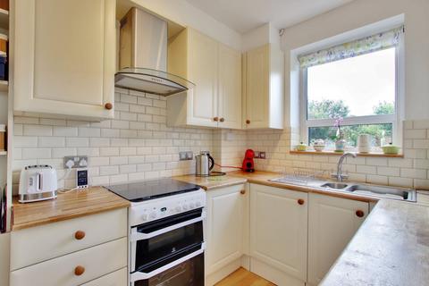 3 bedroom semi-detached house for sale, Sheldon Road, Bexleyheath, DA7