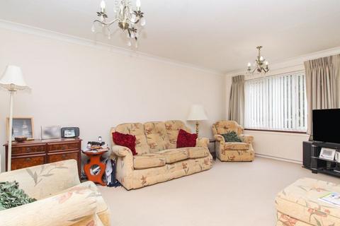 5 bedroom detached house for sale, Radwell Road, Bedford MK44