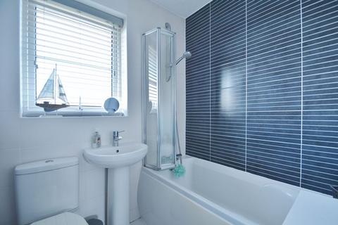49 Astley Road, Thame, OX9 3WQ