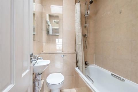 1 bedroom apartment to rent, Bronwen Court, Grove End Road, St John's Wood, London, NW8