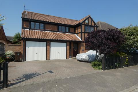 Oakwood Avenue West Mersea, CO5 8AX